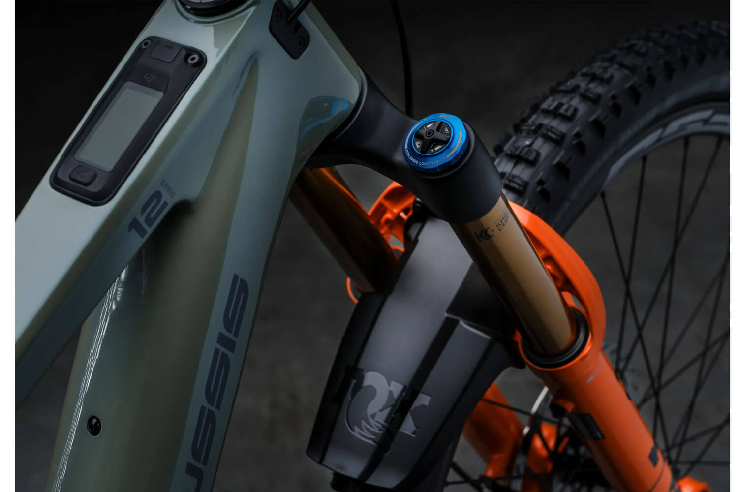 CRUSSIS e-Full 12.11-PRO (800Wh)  